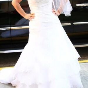 Elegant White Wedding Dress